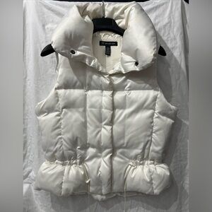 80% Down Vest White Adjustable Waist neck coverage zip cottage lodge cozy snow